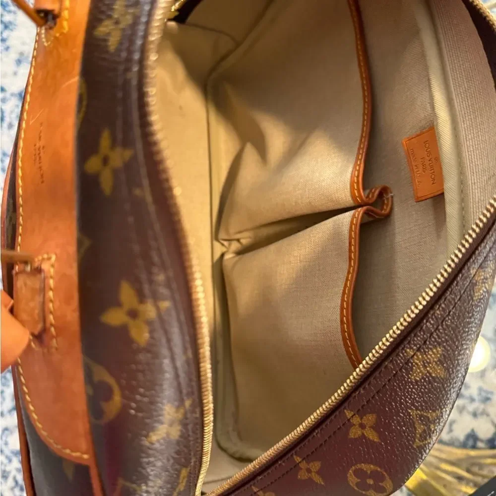 LOUIS VUITTON MONOGRAN TROUVILLE IN EUC